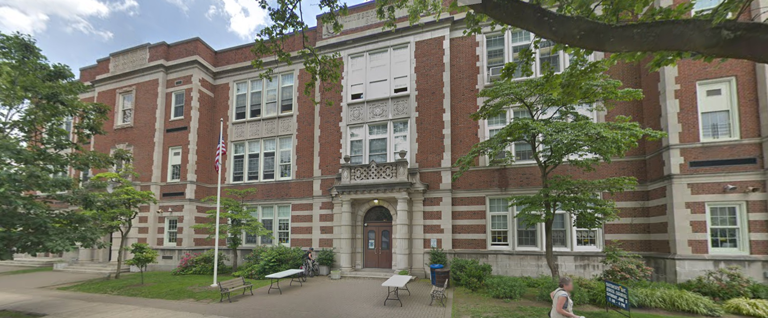 Search Real Estate Listings with Chatsworth Avenue Elementary School District, part of the Mamaroneck School District.